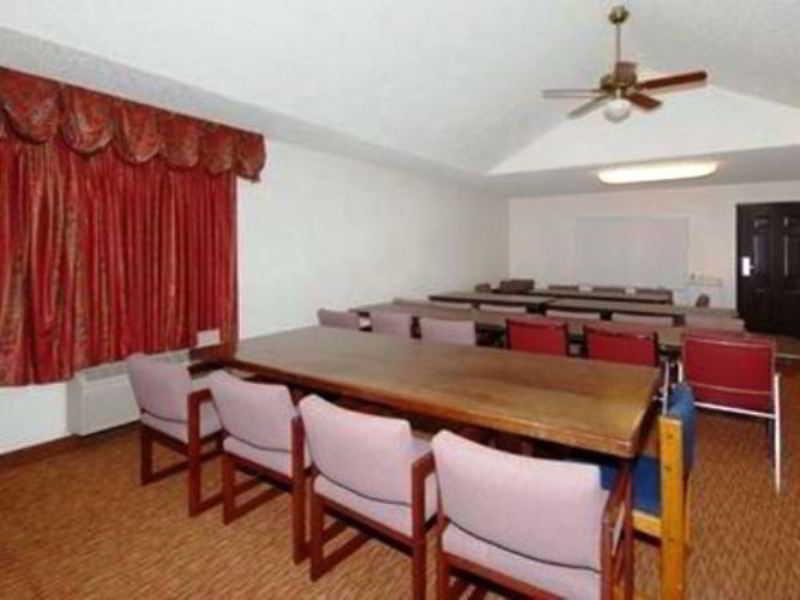 Econo Lodge At Nasa Уебстър Съоръжения снимка