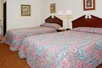 Econo Lodge At Nasa Уебстър Екстериор снимка